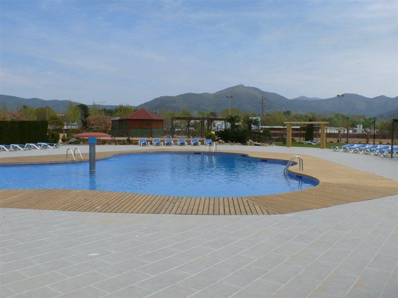 Hotel Spa Mediterraneo Park Roses Exterior foto